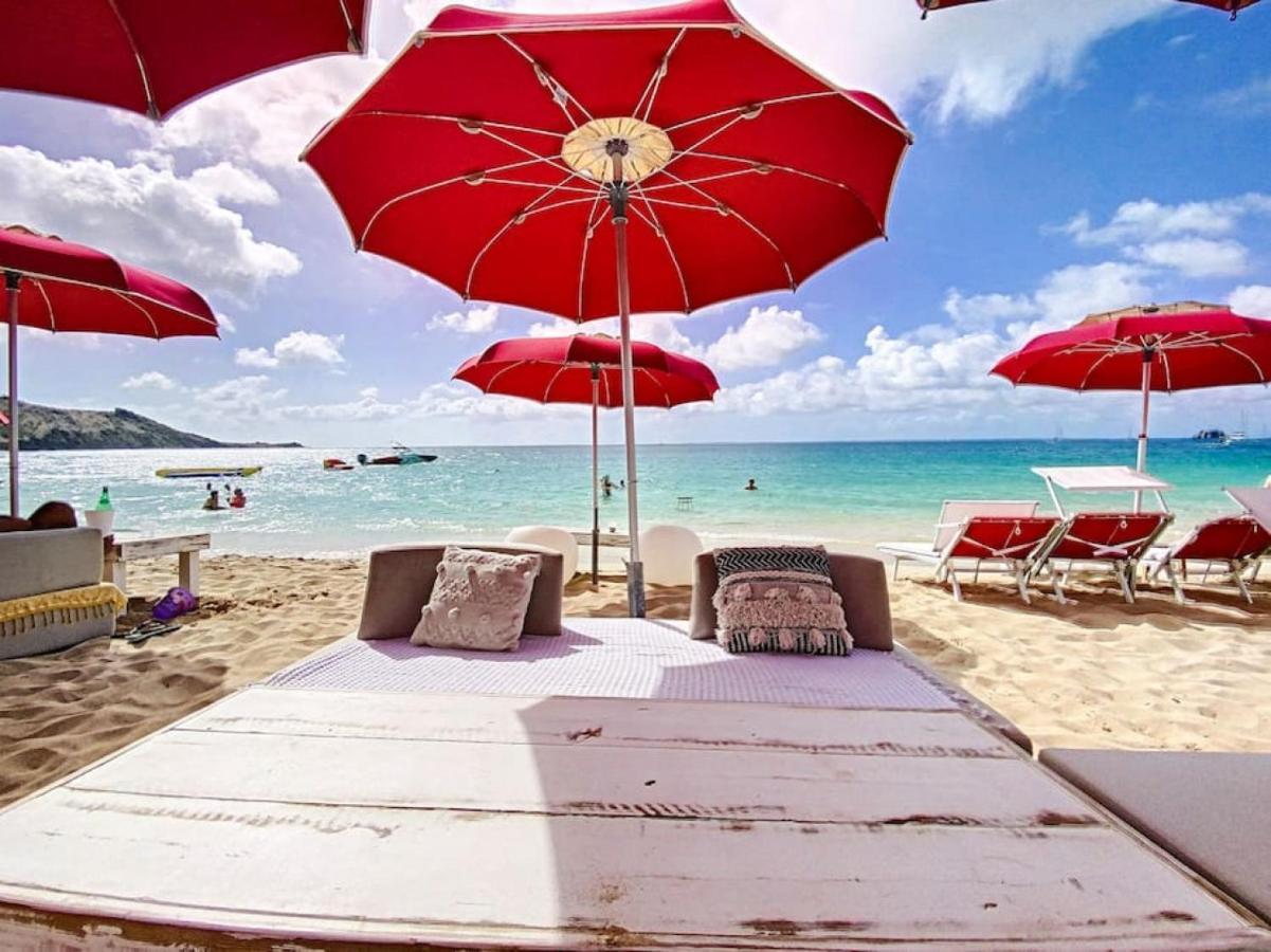 Blue Room In A Shared Villa Diamant With Communal Pool And Sea View Grand Case Exterior photo